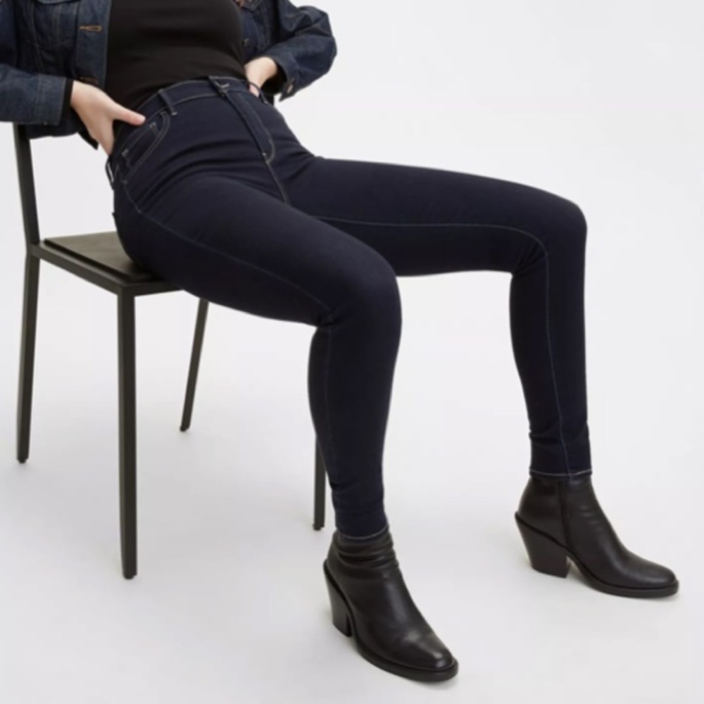 Levi’s 720 High Rise Super Skinny Women’s Jeans - indigo Atlas- 32W x 28L